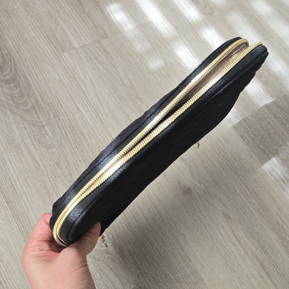 Stylish Black Electronic Organizer Bag - Picture 9 of 9